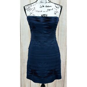 BCBG Maxazria Women's Dress Size 4 Ink Blue Strapless Pleated Fitted Pencil